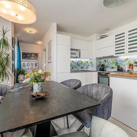 3 Bedroom In * Zadar