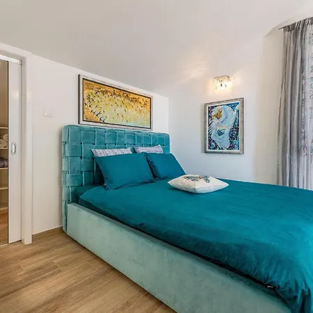 3 Bedroom In *