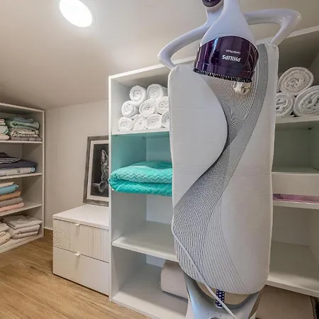 3 Bedroom In Apartment