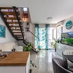 Apartamento 3 Bedroom In *