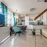3 Bedroom In Apartamento Zadar