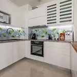 3 Bedroom In Apartamento Zadar