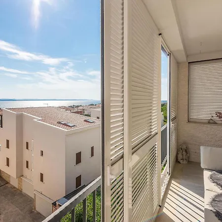 Apartment Cozy In With Wifi Zadar