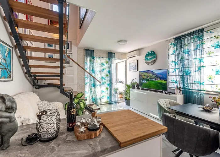 3 Bedroom In Apartmán Zadar